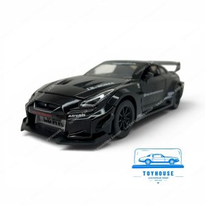 ماکت نیسان GT-R نیسمو مشکی با چراغ، کابین دقیق و طراحی اسپرت
