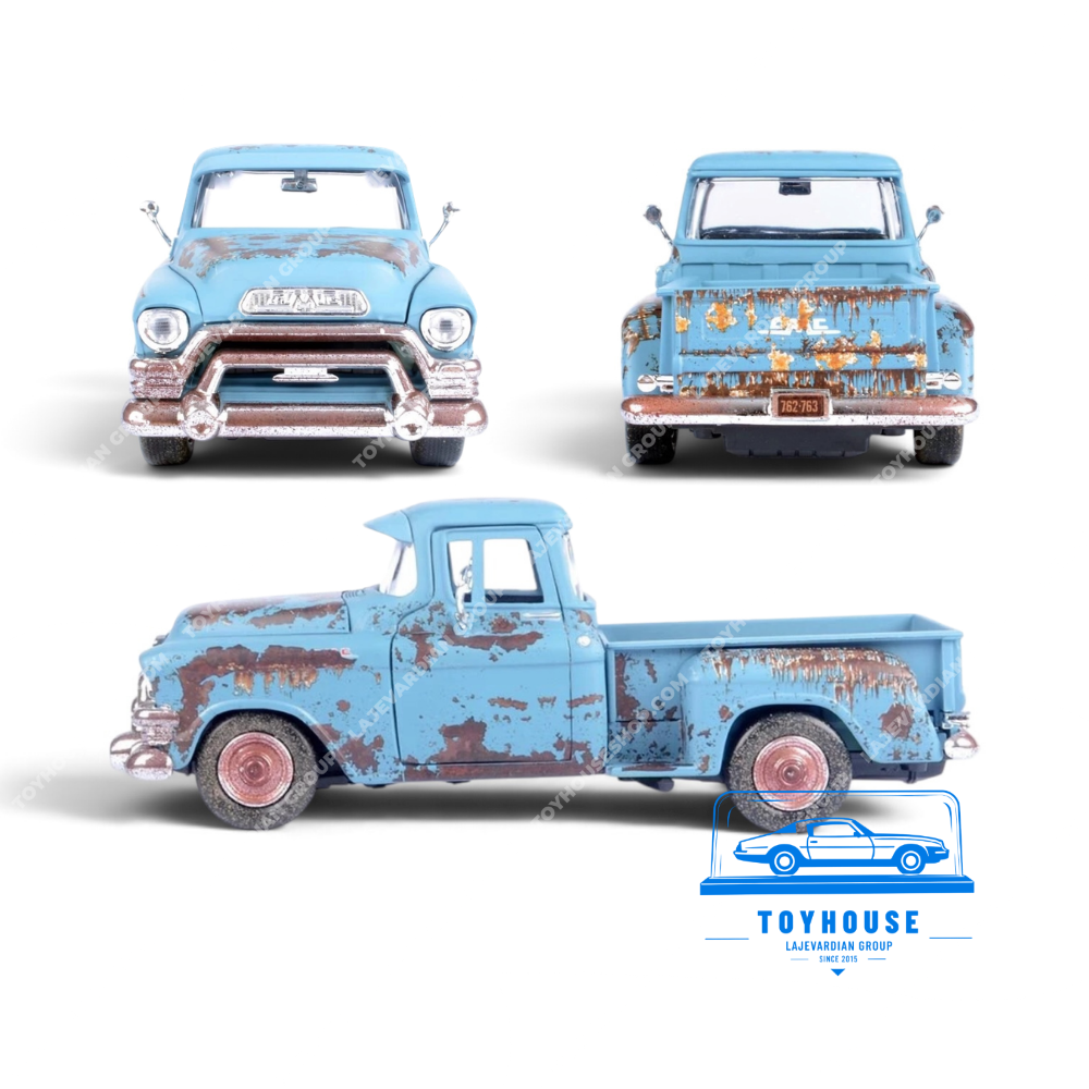 نمای جلو، عقب و بغل ماکت GMC Blue Chip 1955 موتورمکس سری Weathered Treasures، بدنه آبی کهنهکاریشده، نوشته GMC و زنگزدگی مصنوعی روی اتاق بار